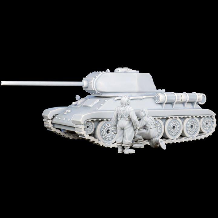Red Army Soviet T-34/85 Tank and Tank Crew