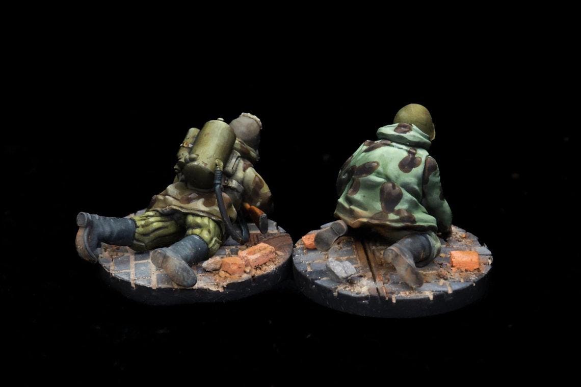 Soviet WW2 Assault Engineer Flamethrower Team